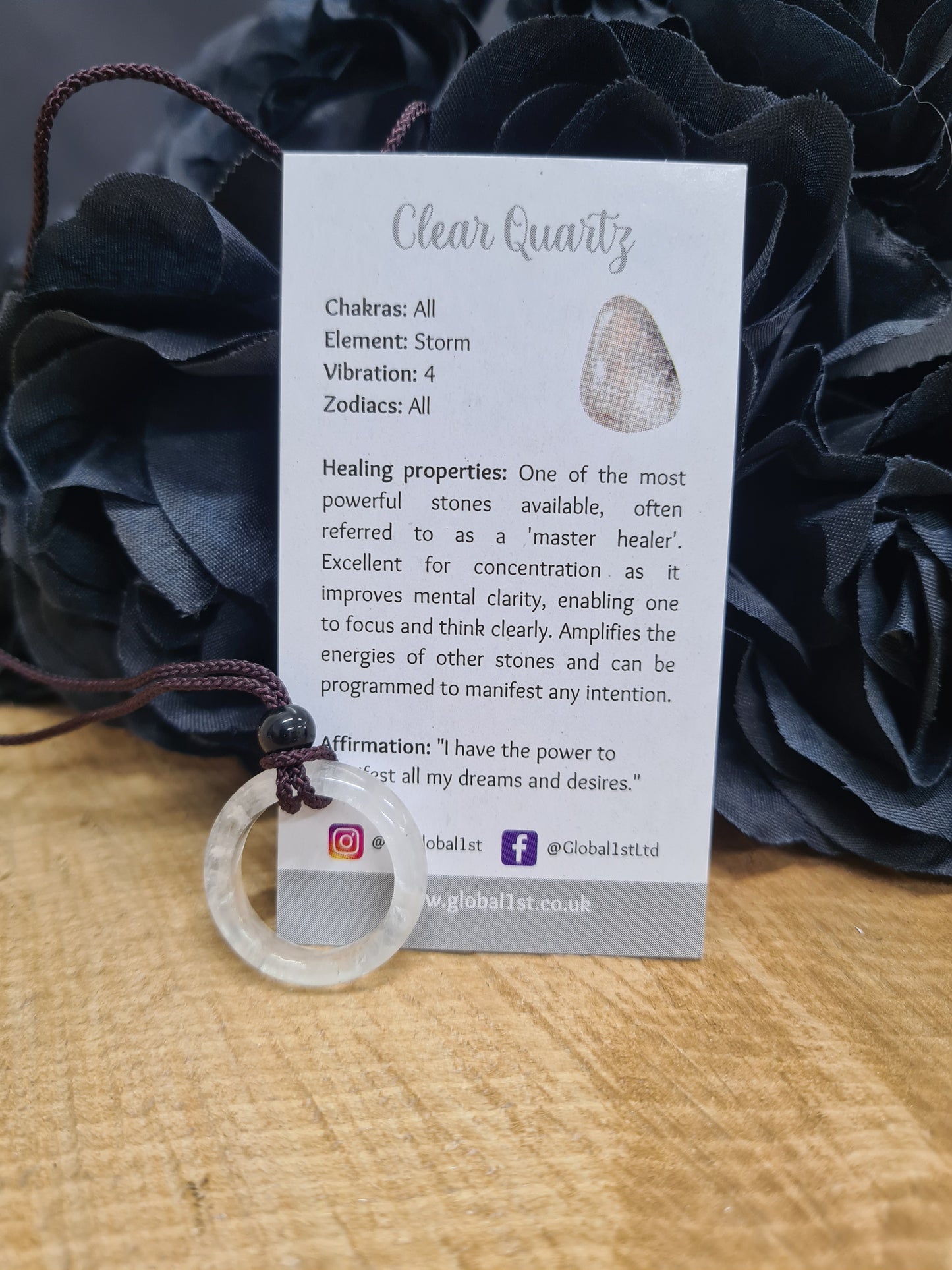 CIRCULAR CRYSTAL PENDANT 3CM - CLEAR QUARTZ