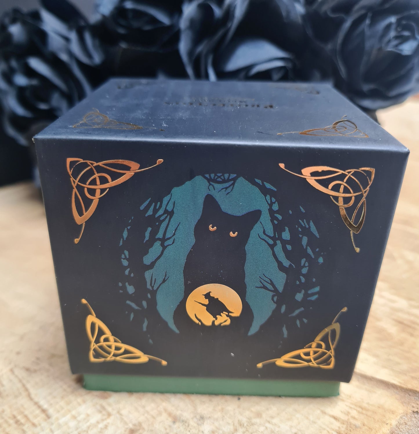 'RISE OF THE WITCHES' PROTECTION CANDLE - WHITE SAGE